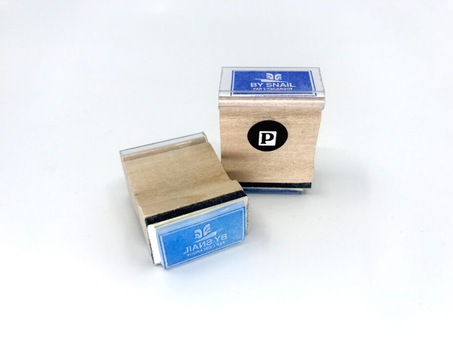 by snail rubber stamp small